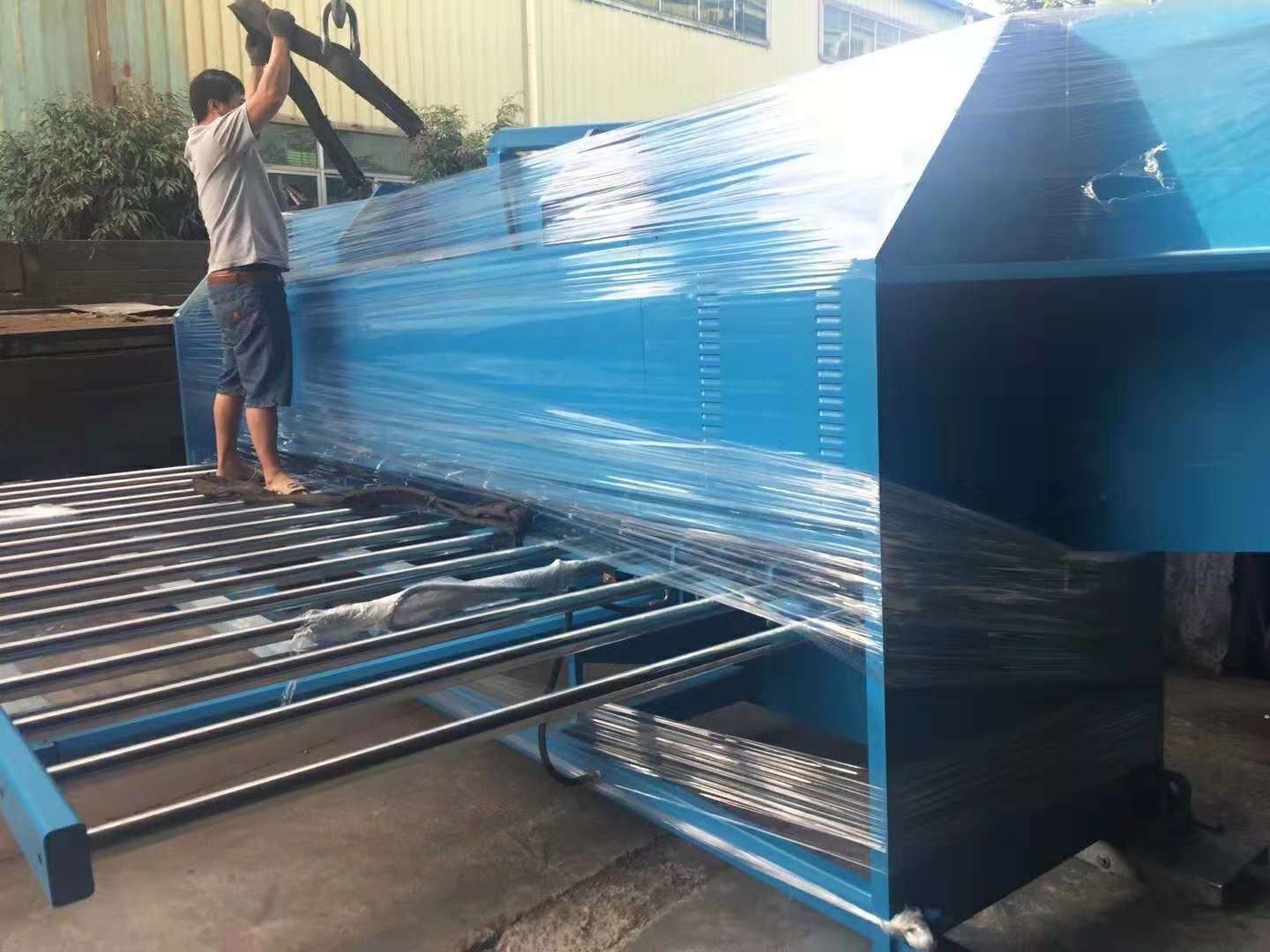 4米雙頭刨槽機發(fā)往廣州白云